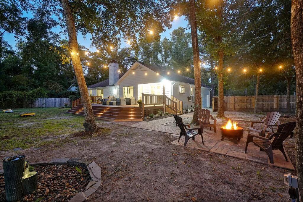 Вилла Middle Sound Hideaway~Beaches, Shopping, Families Уилмингтон Экстерьер фото