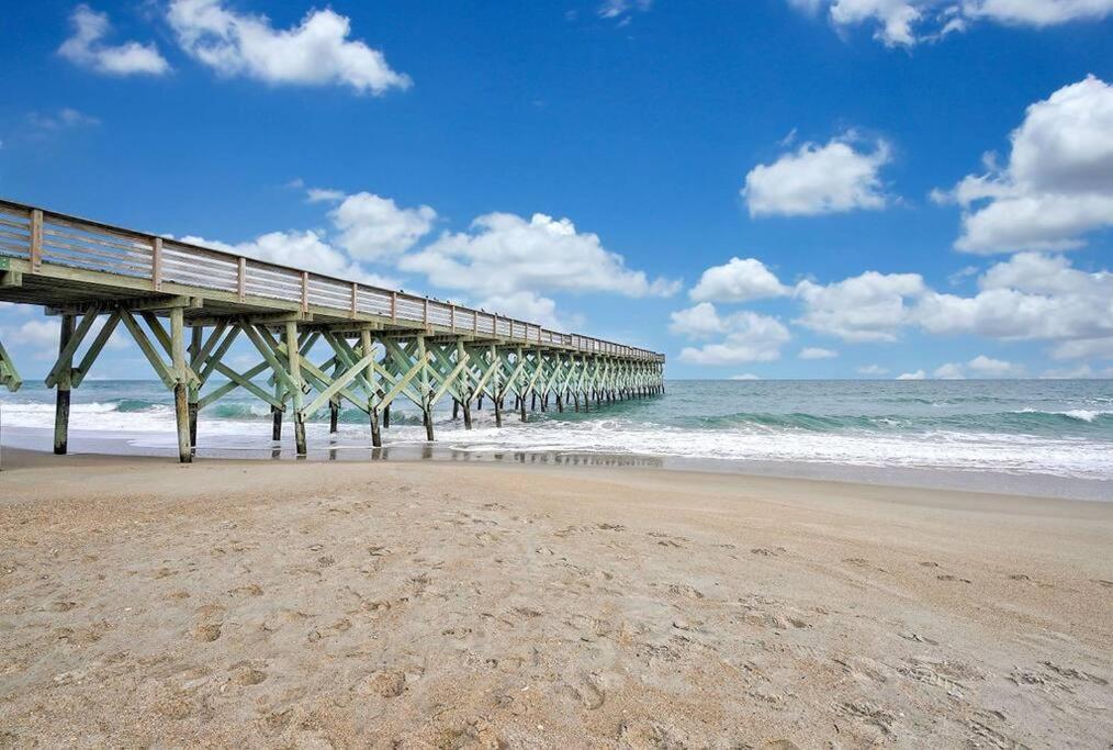 Вилла Middle Sound Hideaway~Beaches, Shopping, Families Уилмингтон Экстерьер фото